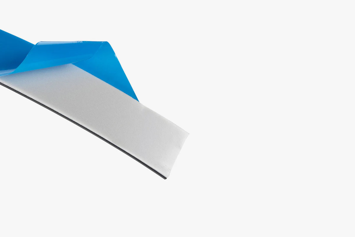 https://hyab.com/uploads/img/Produkter/1-54 Magneter/51 Plastbundet List/51-6181/51-6181_2.jpg